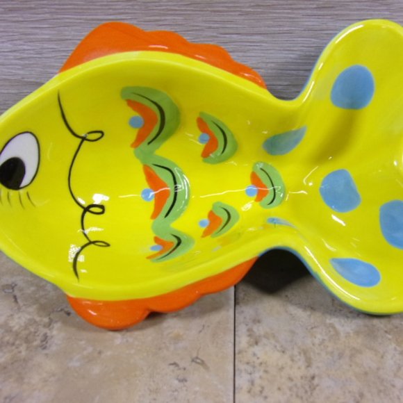 New Mainstreet Collection Fish Bowl with Knife Spreader, Cute Table Setting - Picture 2 of 11